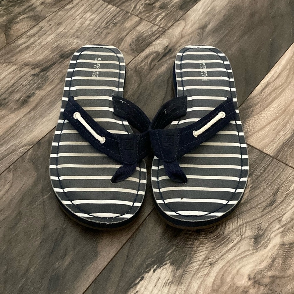 Sperry women’s size 8 sandal